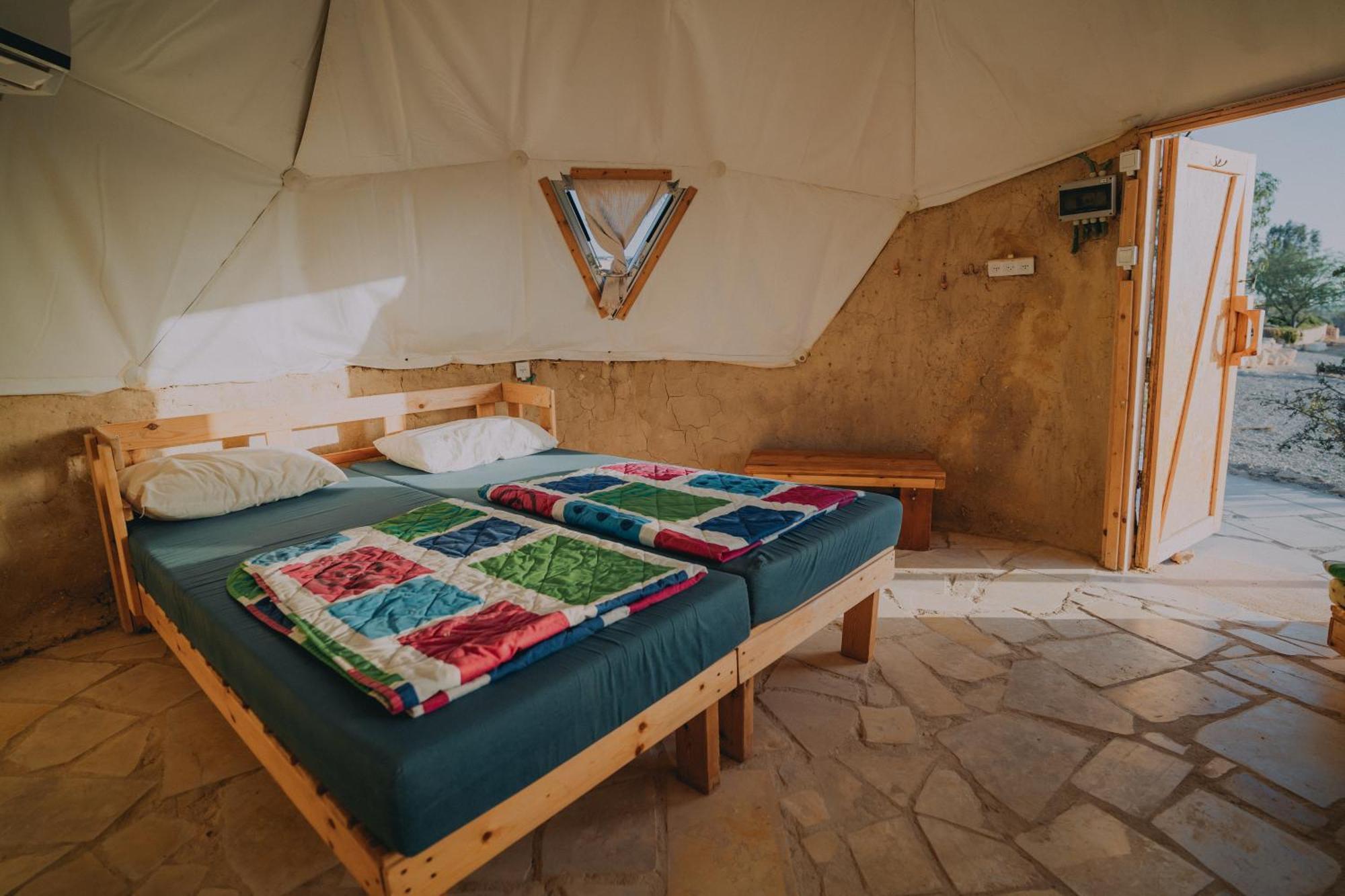 Desert Shade Camp חוות צל מדבר Villa Mitzpe Ramon Kamer foto